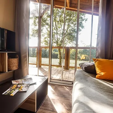 Confort, Proche Puy Dufou, Plan D'eau Prive