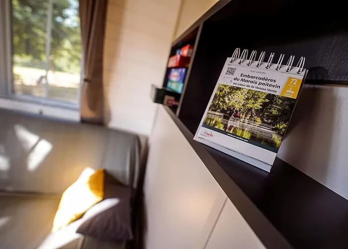 Confort, Proche Puy Dufou, Plan D'eau Prive * Menomblet